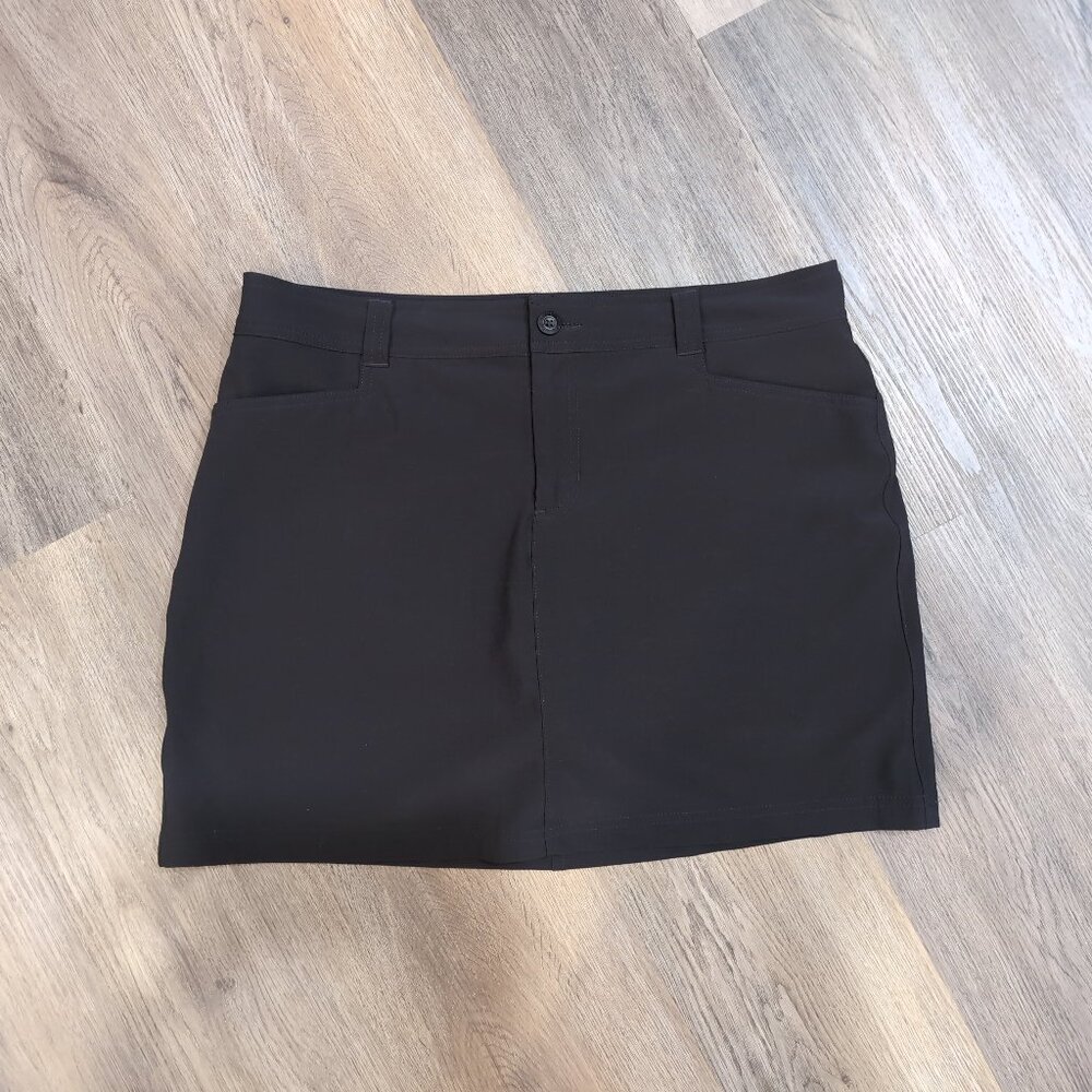 Eddie Bauer Adventurer 2.0 Skort Skirt Women's size 12 Black Golf Active
